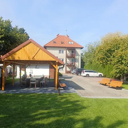 Kraken-Pokoje Goscinne Krynica Morska Zewnętrze zdjęcie